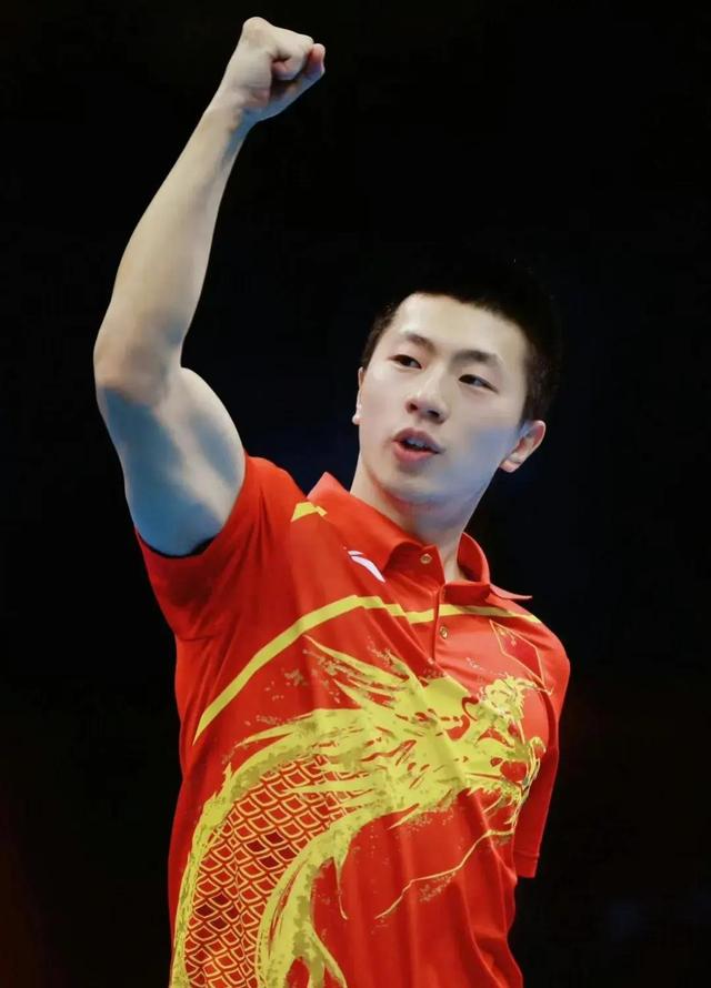 马龙战胜劲敌国乒，晋级之路畅通无阻！